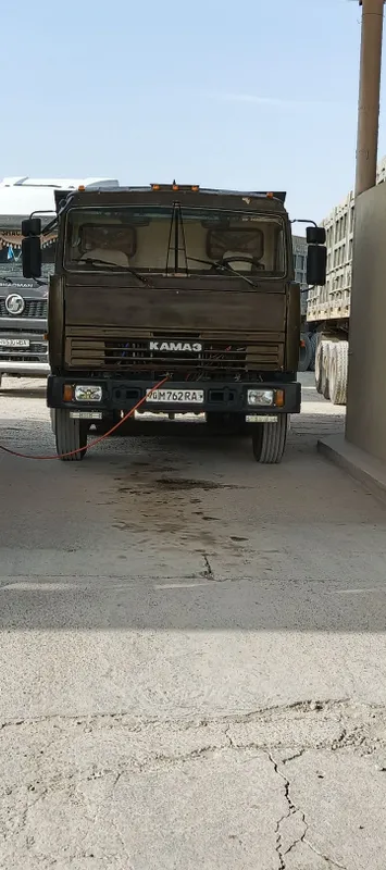 Kamaz 5511 holati alo ishlab yurgan moshina rama 2 qavat 2