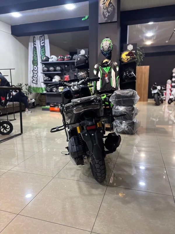 Продается скутер ADV 180 куб. Имеется рассрочка