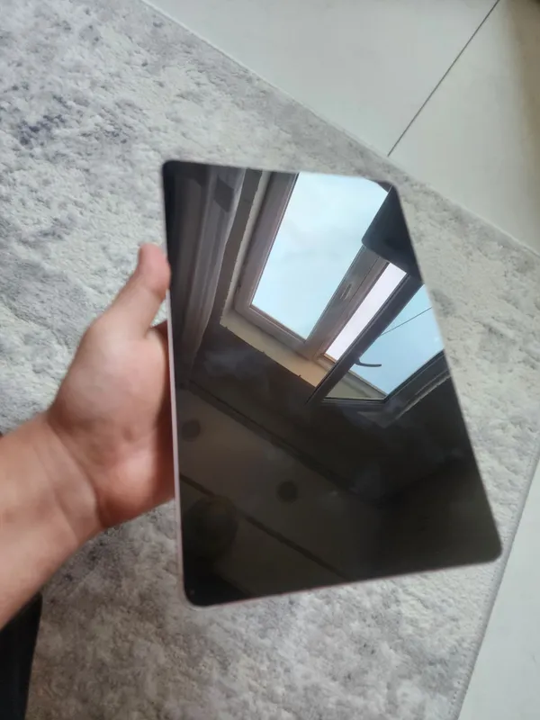 Samsung tab s7 6/128 2 Samsung tab s7 6/128 2