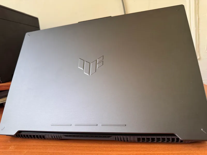 Asus Tuf Gaming F17 — фото 3