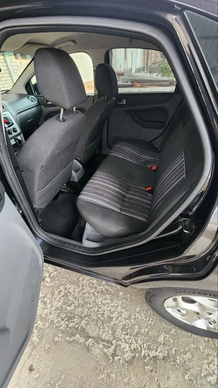 Ford focus 2 restyling 1.6 tezda sotiladi — фото 3