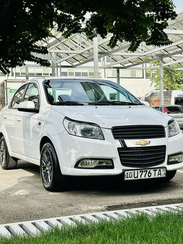Nexia 3 sotiladi