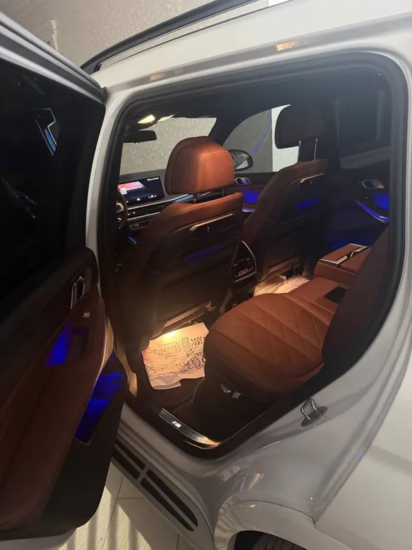 BMW X7 xDrive40i 5