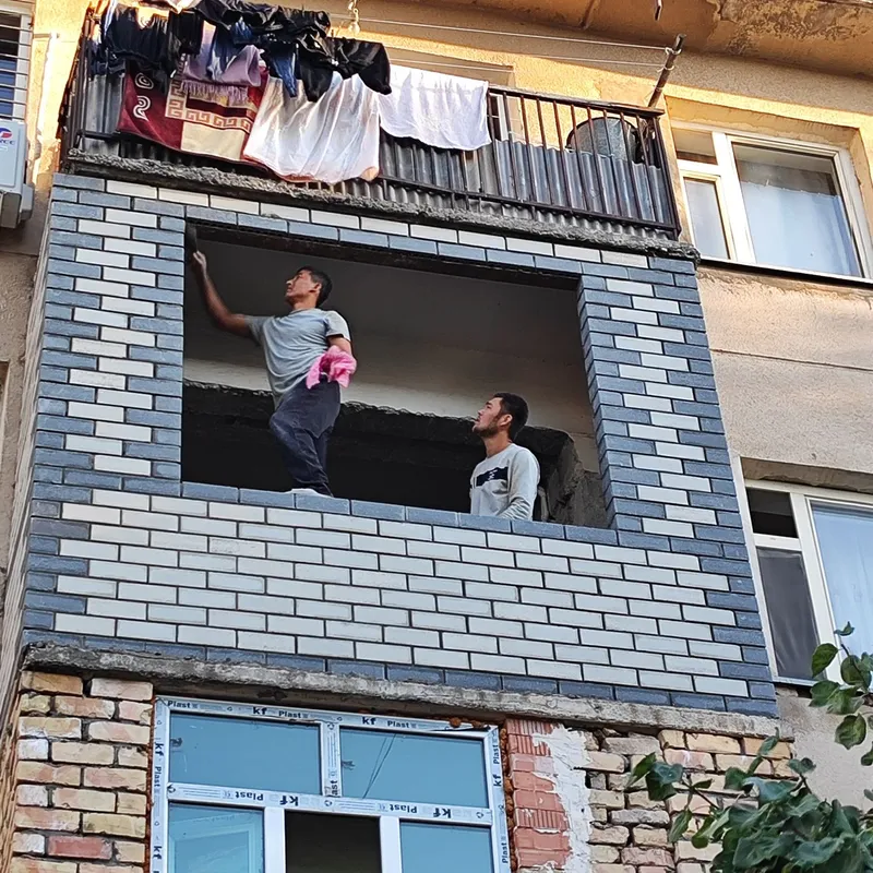 Кладка балкона облицовочный кирпич g'isht teramiz перегородки тумбы — фото 5