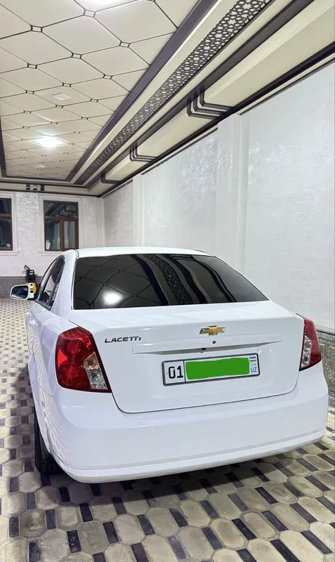Chevrolet Jentra 2