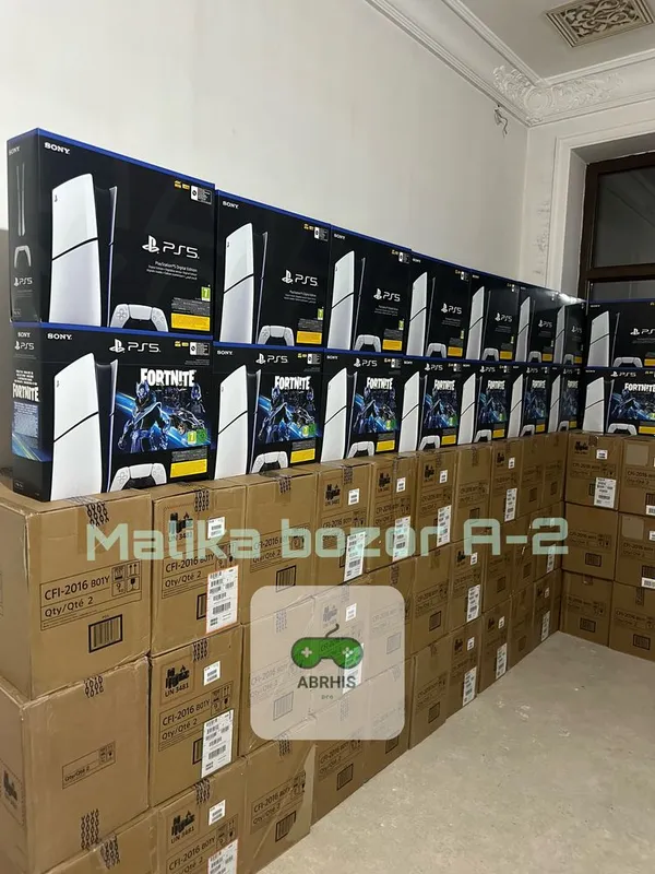 New Ps 5 slim digitil 825Gb 2 New Ps 5 slim digitil 825Gb 2