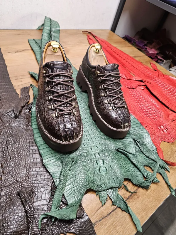 Хайкеры из кожи крокодила Handmade Обмен на Афон 17 pro 8