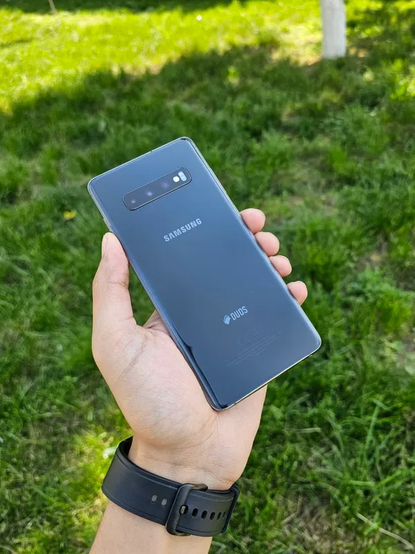 Samsung Galaxy S10 Plus DUOS 1 Samsung Galaxy S10 Plus DUOS 1
