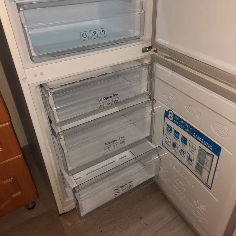 Холодильник Samsung RB29FERHDWW. В отличном состоянии. Почти новый. — фото 2