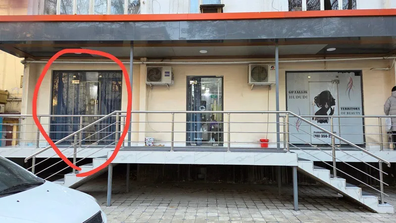 SHOSHILINCH. Sergeli yarmarkada go‘zallik saloni uchun xonalar ijaraga beriladi 3 SHOSHILINCH. Sergeli yarmarkada go‘zallik saloni uchun xonalar ijaraga beriladi 3