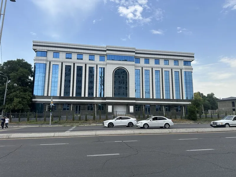 Аренда 5300 м2 не жылой здания Мирзо-Улугбекский район