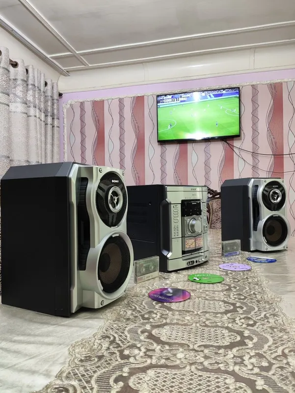 Sony 3100 watt 100% ishlaydi aybi yo‘q — фото 5
