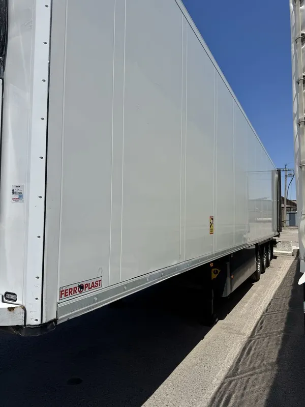 Продается полуприцеп Рефрижератор THERMO KING SLX 300 2