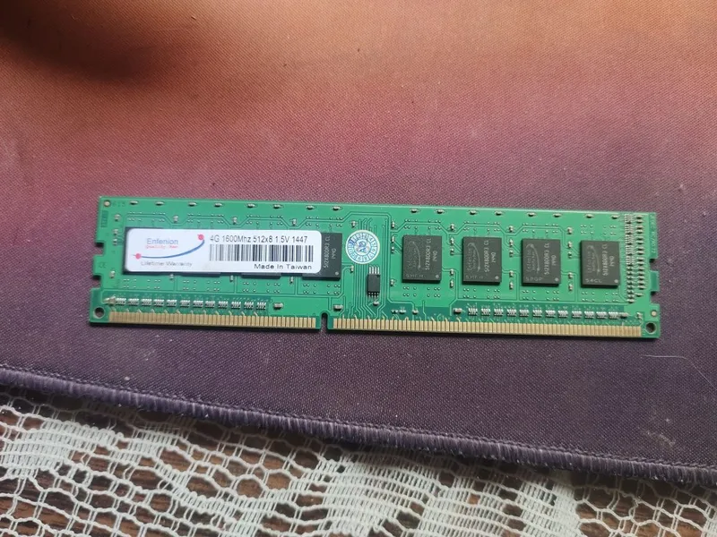 Оперативная память Enfinion dd3 1600Mhz