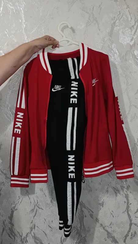 ayollar sport kostyumi NIKE original