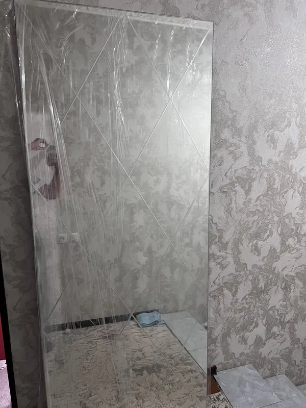 Zerkalo rassiyskiy gravirovka fatset qilingan tayyor dekorativ oynalar 2 Zerkalo rassiyskiy gravirovka fatset qilingan tayyor dekorativ oynalar 2