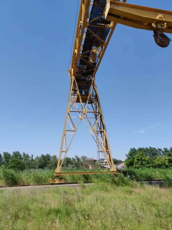 ПРОДАЁТСЯ КОЗЛОВОЙ КРАН 32 тонн ТОННЫ Основные характеристики: Грузопо — фото 1