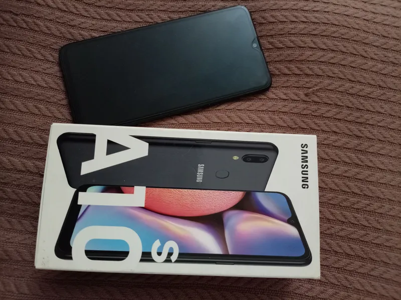 Samsung A10s