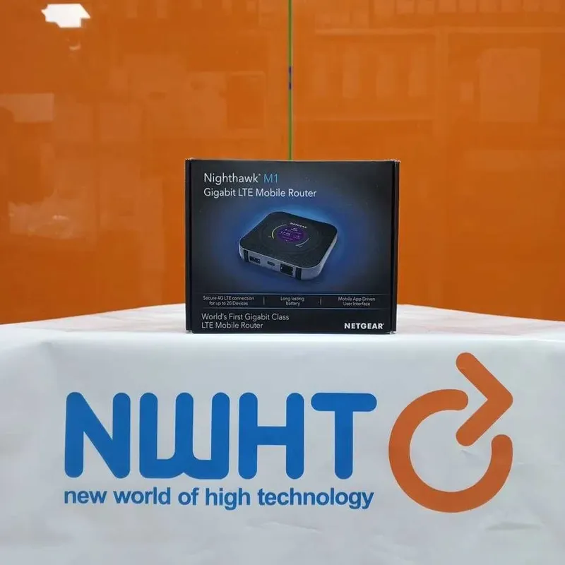 Wi-Fi роутер Netgear Nighthawk M1 MR1100 — фото 2