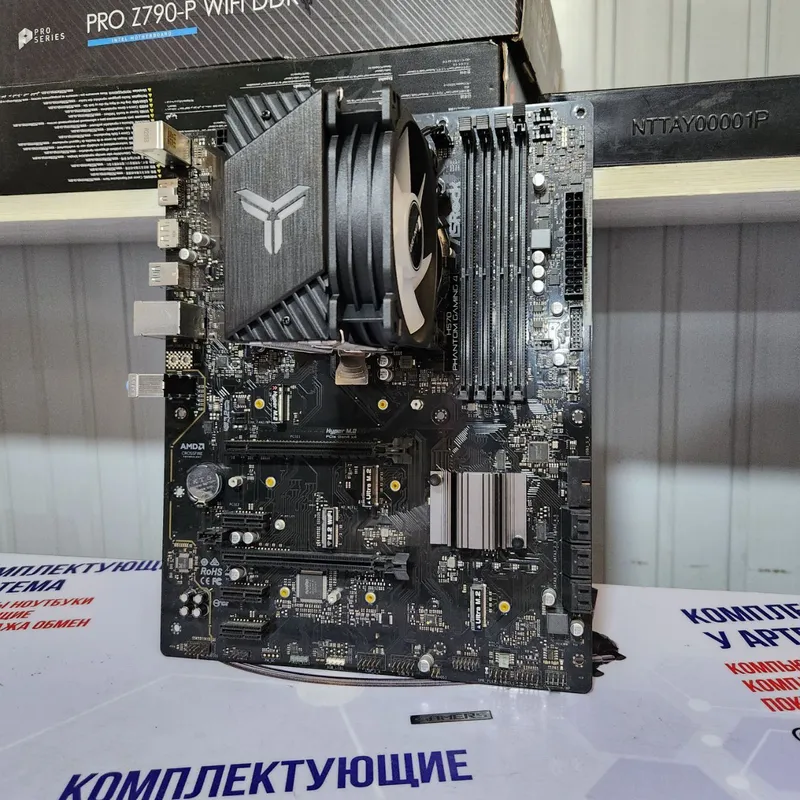 Маиеринская плата Asrock Phantom Gaming H570 — фото 1