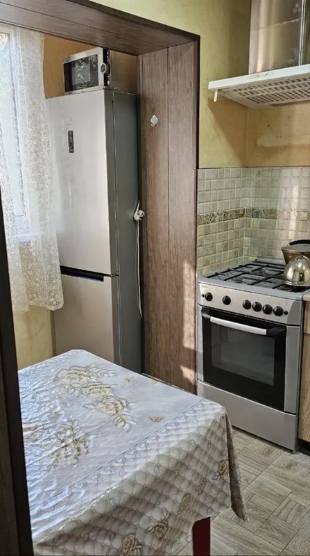 Здается квартира чиланзар 24 квартл 350$ 1 Здается квартира чиланзар 24 квартл 350$ 1