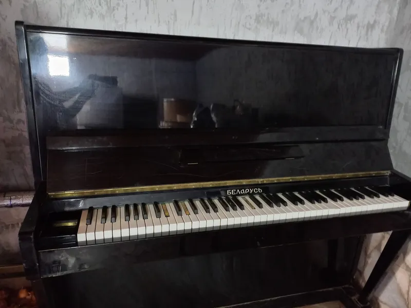 pianino sotiladi 500.000 sòm narxi 2