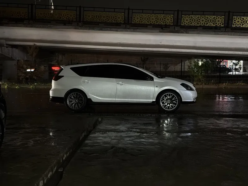 Продается Японец Toyota Caldina 4WD 7 Продается Японец Toyota Caldina 4WD 7
