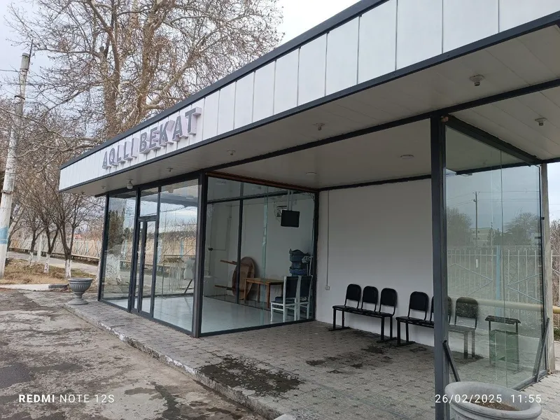 Tayyor bekat.Azot yoʻlida Sovurbuloqdan tepaga chiqqanda,yonida sanoat