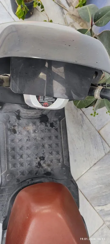Elektro Skutercha sotiladi akumlyatori utirib qogan uzi yurishi zor ke — фото 3