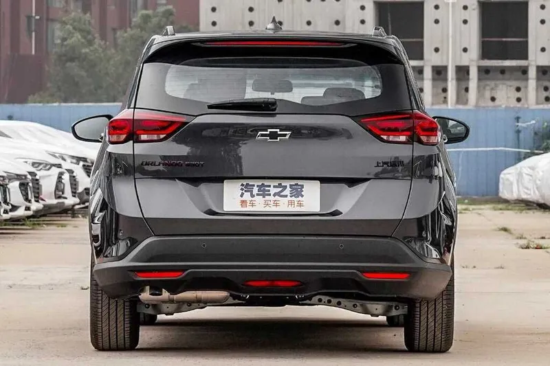 Chevrolet Orlondo uchun orqa oyna 2018