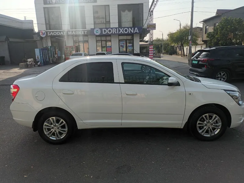Chevrolet cobalt — фото 2