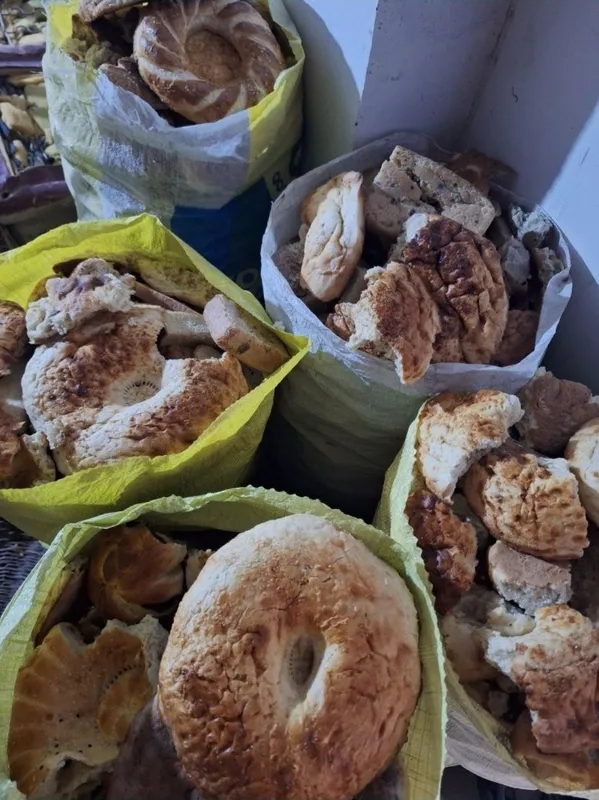 7ta qopda qotkan non