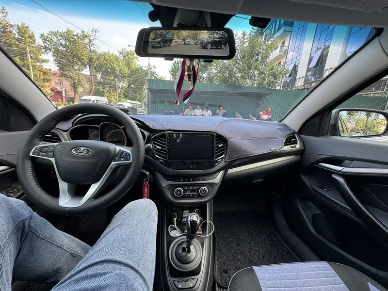 LADA Vesta 1.8 AMT Luxe Multimedia | 2019 8 LADA Vesta 1.8 AMT Luxe Multimedia | 2019 8