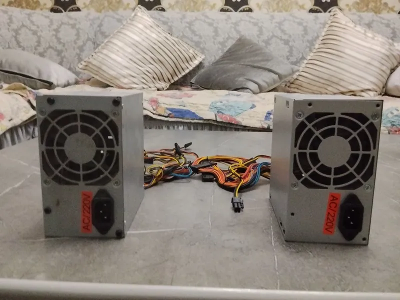 Продам блок питания на 220v