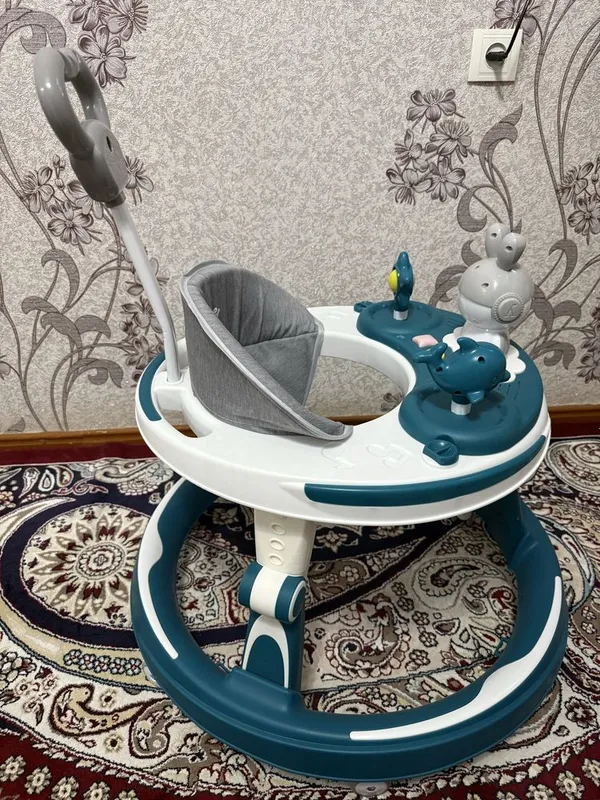 Продаю детские ходунки — фото 1 Продаю детские ходунки — фото 1