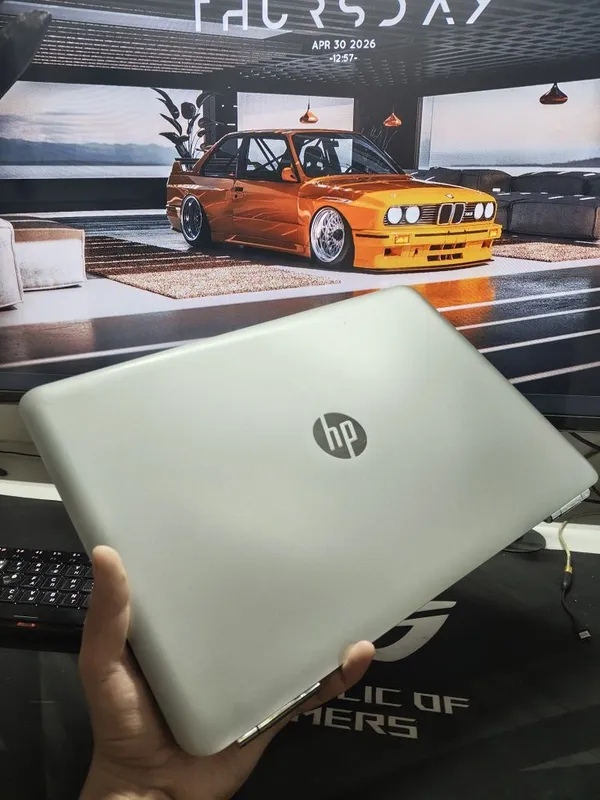 Ноутбук HP Pavilion 15-bc203nt, i7 7700hq, gtx1050, DDR4 8g, ssd 256