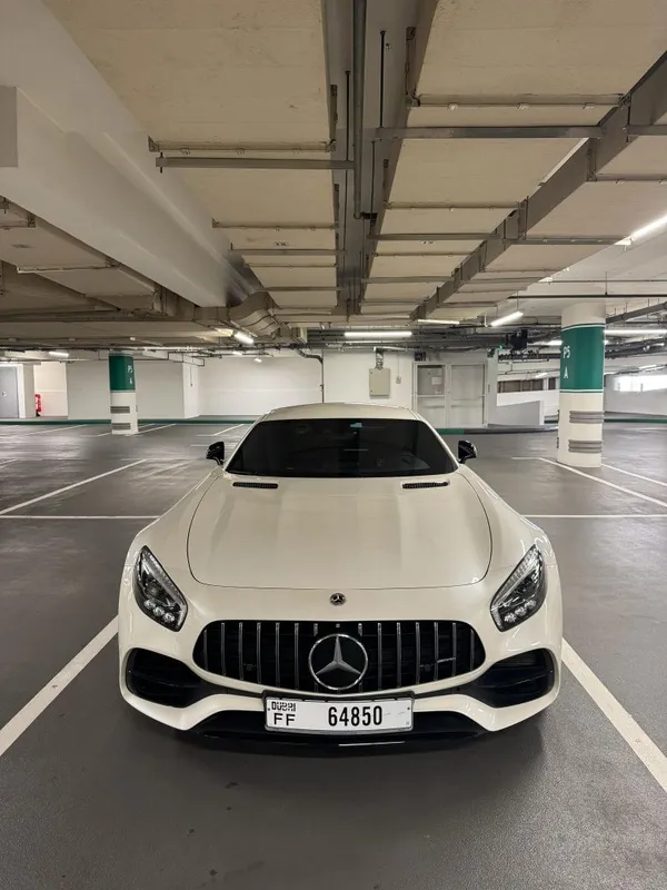 Mercedes Benz AMG GT 7