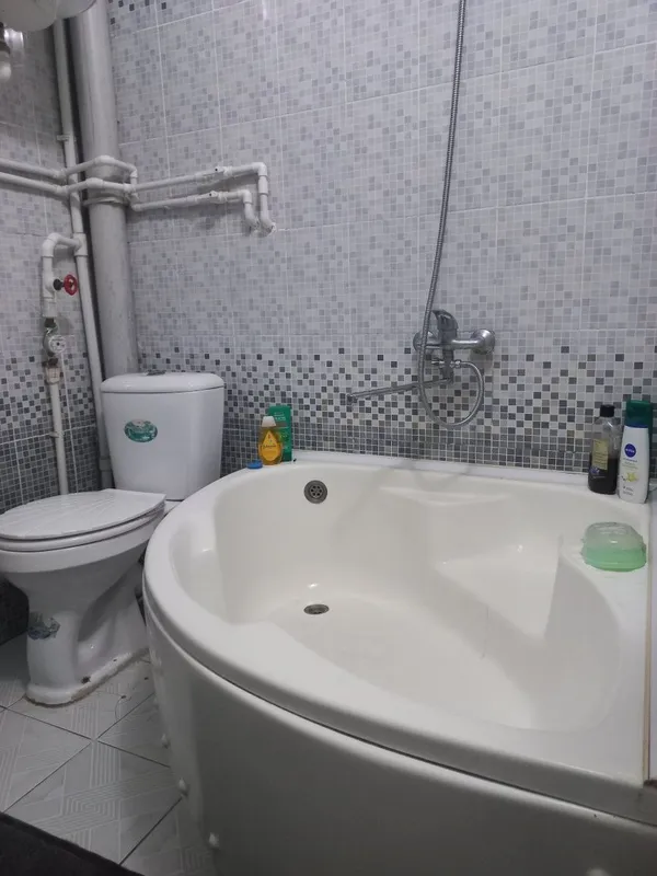 Продаётся 2-х комнатная квартира — фото 7