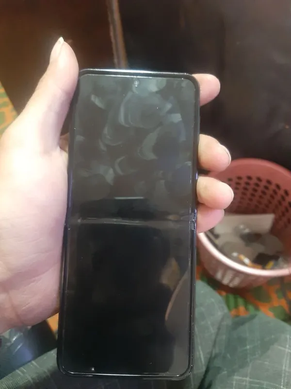 Samsung z flip 4 512gb 3 Samsung z flip 4 512gb 3