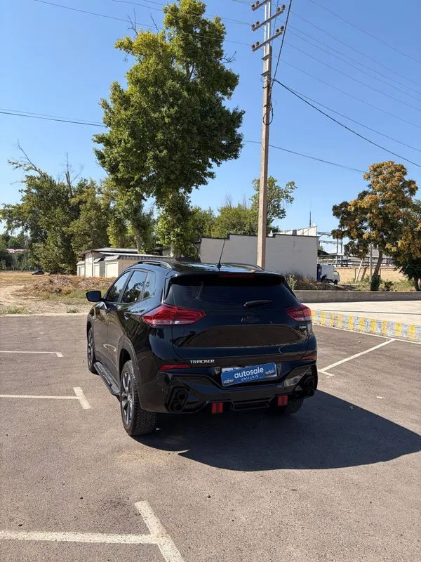 Tracker LS сотилади 5