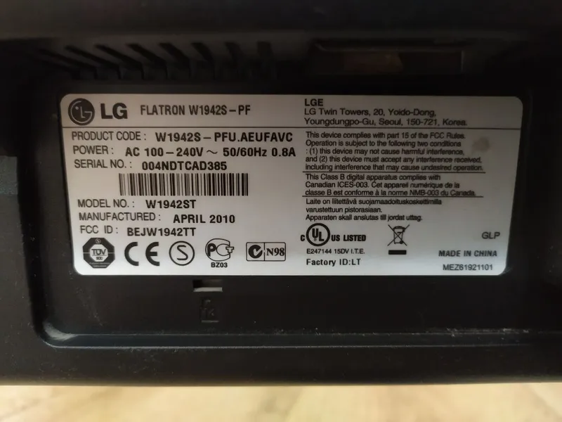 Монитор LG Flatron 19 дюймов — фото 2