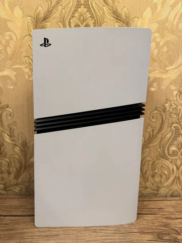 Playstation 5 pro 2tb 2 жойстика 3