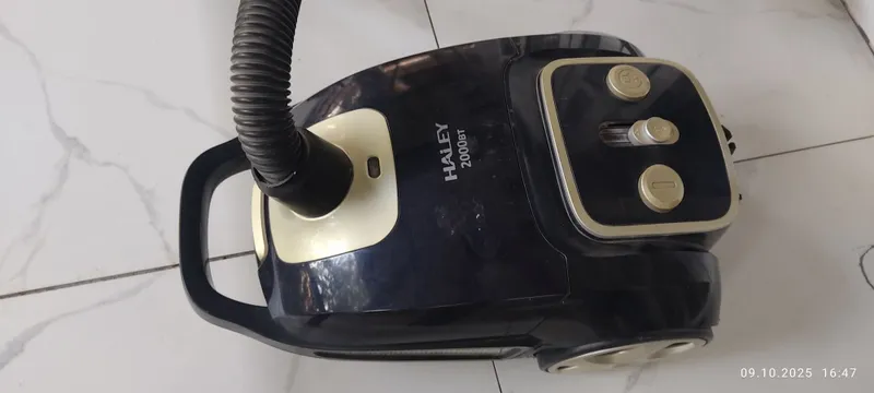 HALEY vacuum cleaner 2000w — фото 1