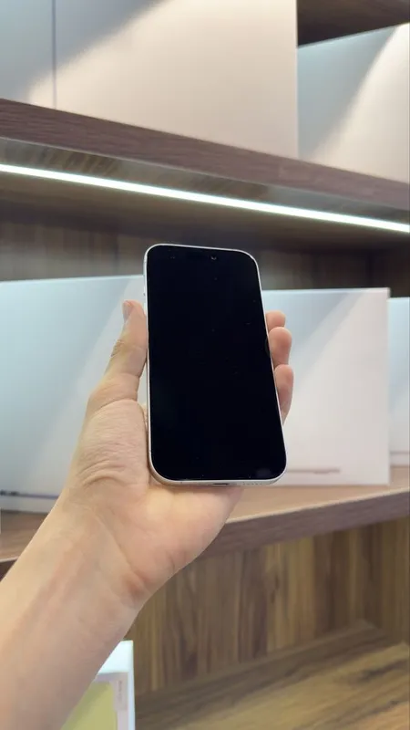 iphone 17 naxtka 2