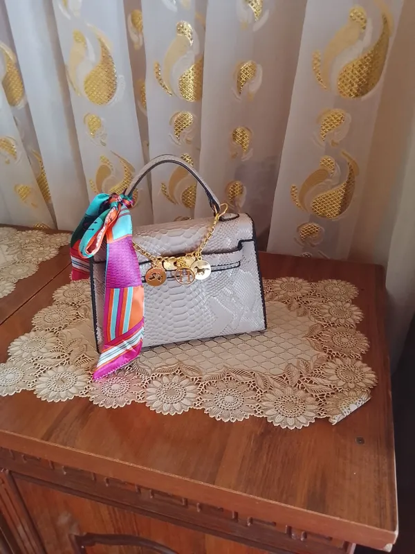 dochi Gabbana... dochi Gabbana...
