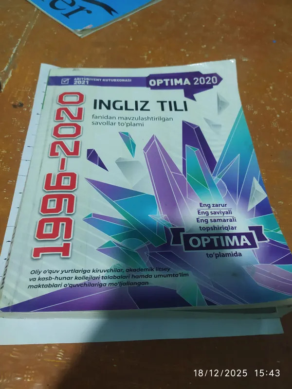 ingilistili kitob
