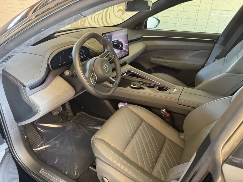Zeekr 001 yu z-Sport 2024 yil — фото 2