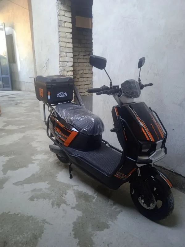 Elektroni sukiter sotiladi 1 Elektroni sukiter sotiladi 1