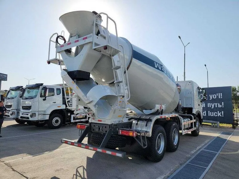 Автобетономиксер Howo-T7S 6x4 - 10 куб.м 3 Автобетономиксер Howo-T7S 6x4 - 10 куб.м 3