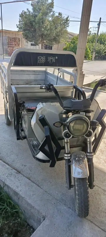 Moto elektrli bitta zaryadda 20 km yuradi 2